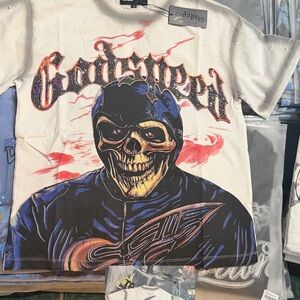 Godspeed Men’s Short-Sleeve Graphic Tee in Cream with Black Skull Design